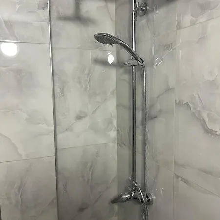 Stylish Near The Beach- Modern & Comfort Apartment Durres