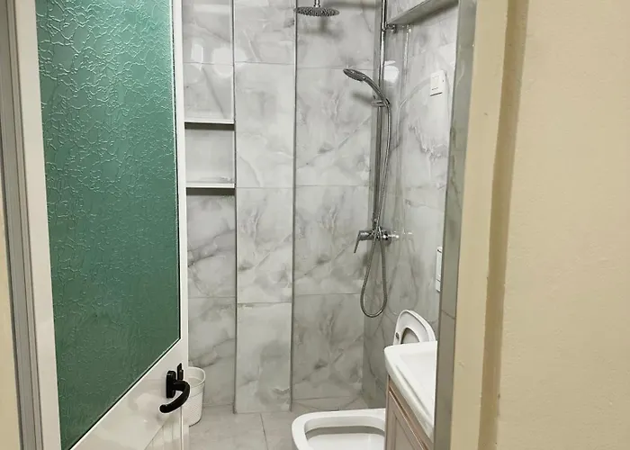 Stylish Near The Beach- Modern & Comfort
